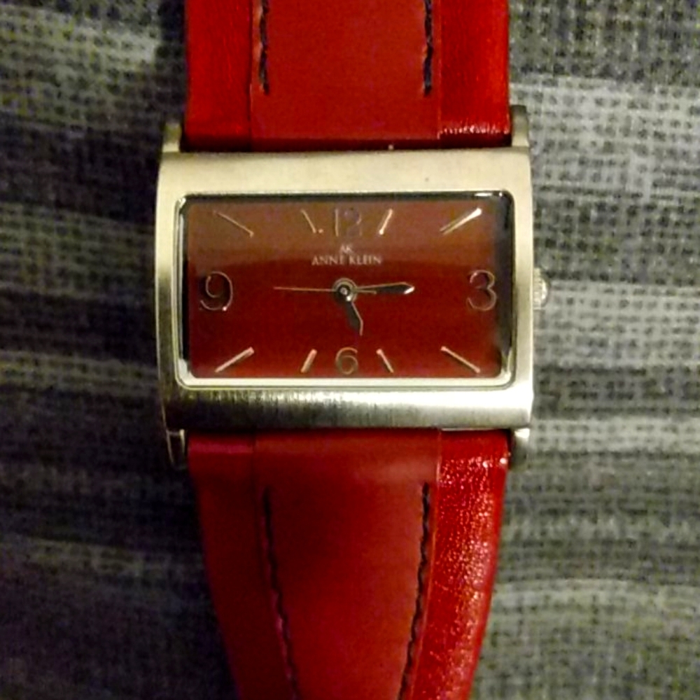 Ladies wrist watch